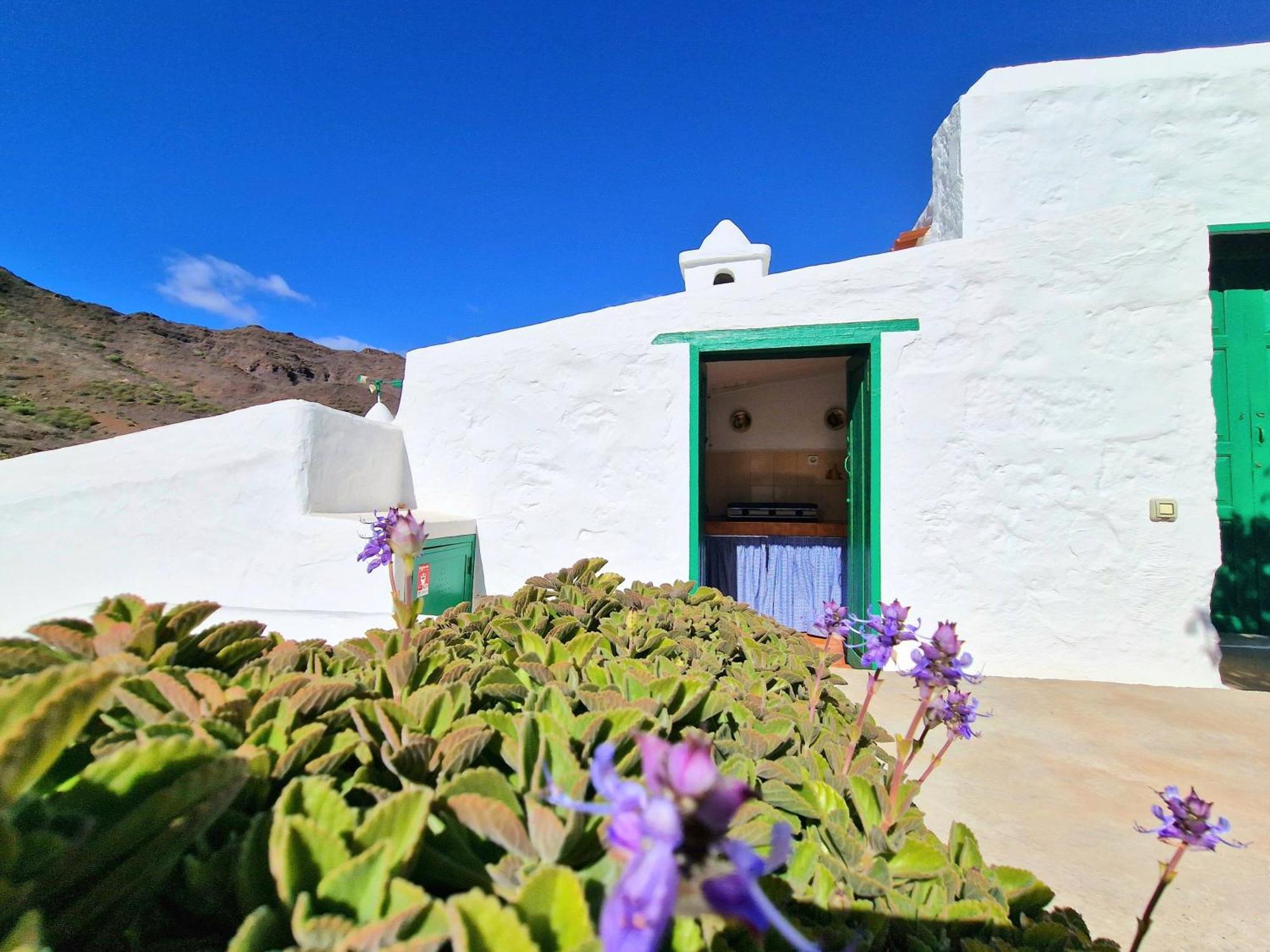 Historica Casa Con Vistas Al Jardin De Cactus Y Montanas Mogán Exterior foto